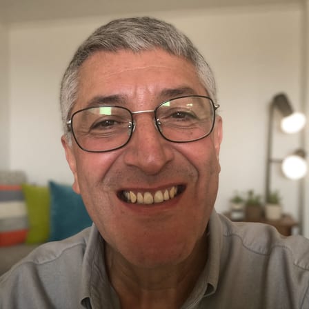 Portrait d'un habitant du quartier Sud-Gare ayant comparé ses devis de diagnostic à Rennes
